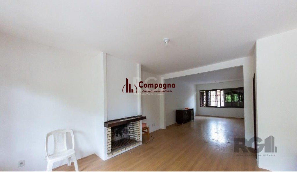 Casa para Venda - 450m², 4 dormitórios, sendo 3 suites, 5 vagas - Nonoai — foto 4