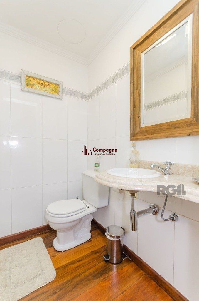 Excelente casa de 379m² com 3 dormitórios, piscina e 4 vagas. — foto 5