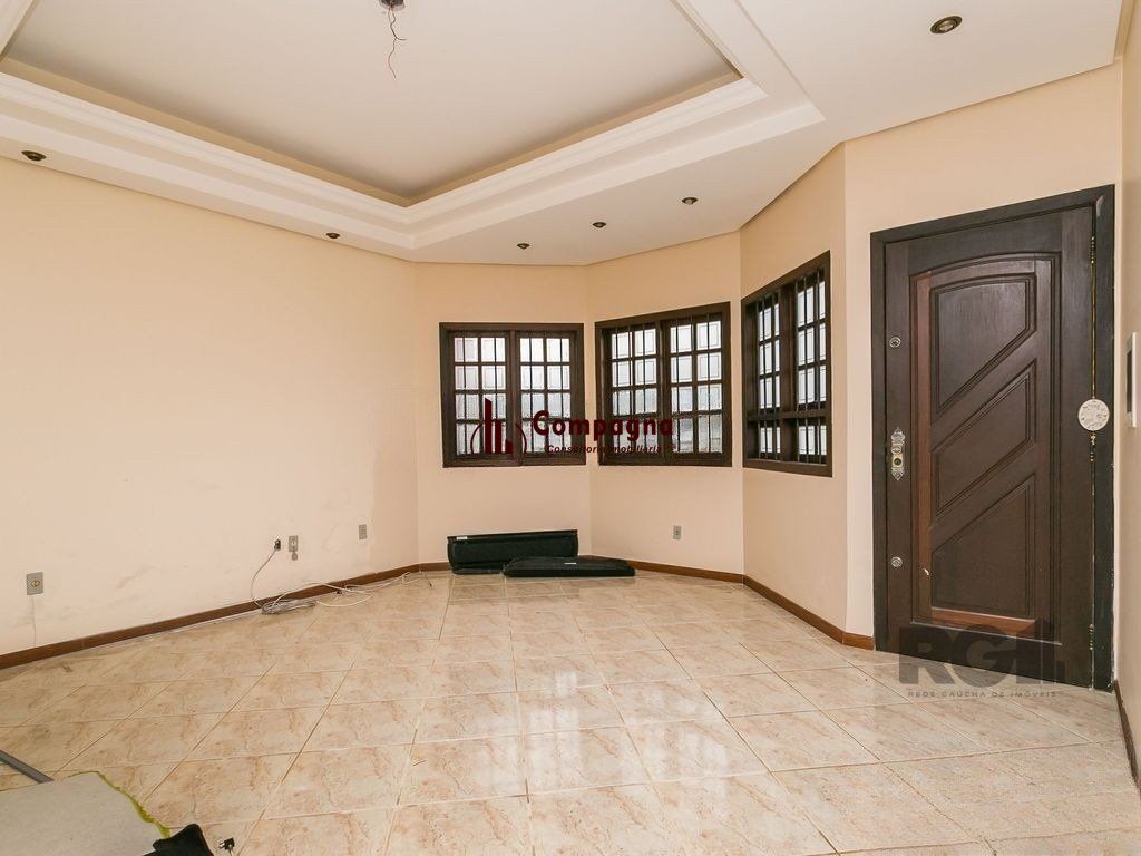 Casa de 3 dormitórios,  no bairro Campo Novo — foto 2