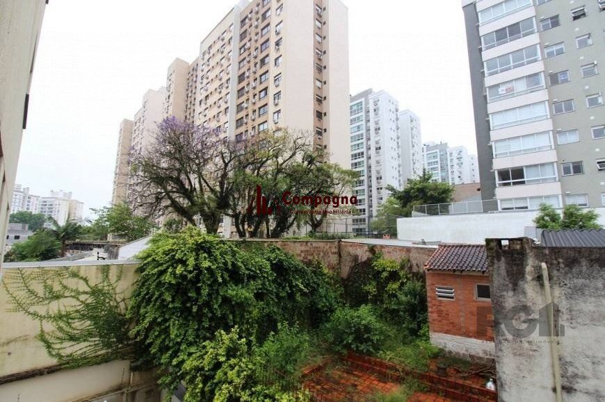 Apartamento de 60m², bairro Passo da Areia — foto 3