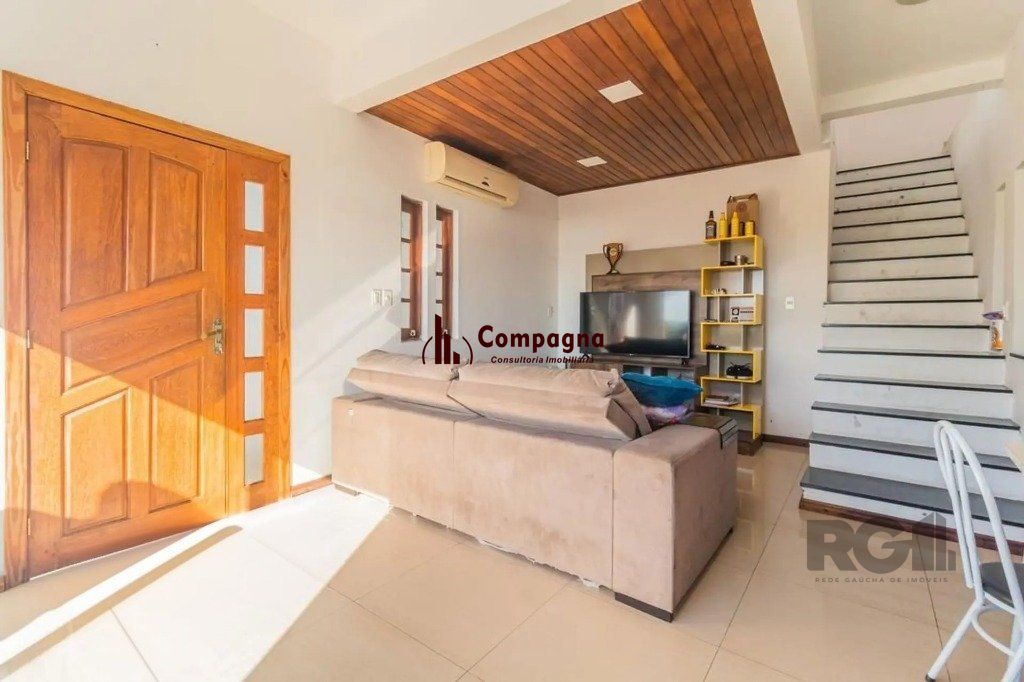Casa com 3 dormitórios no bairro Cascata, Porto Alegre — foto 3