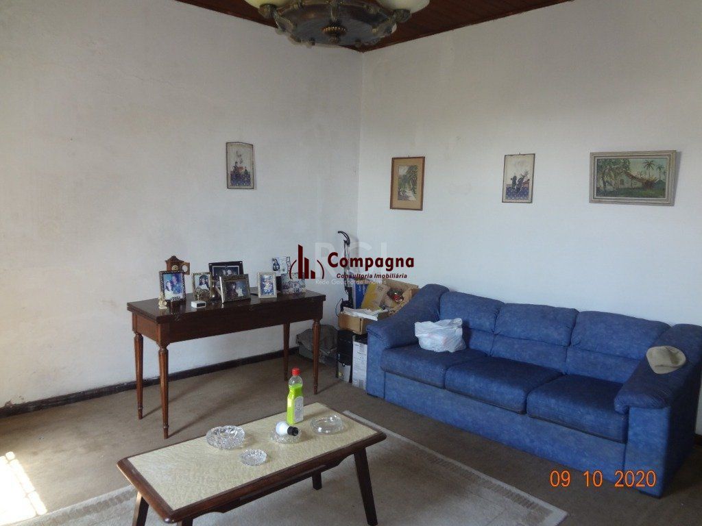 Casa para Venda - 250m², 3 dormitórios,  - Medianeira — foto 2
