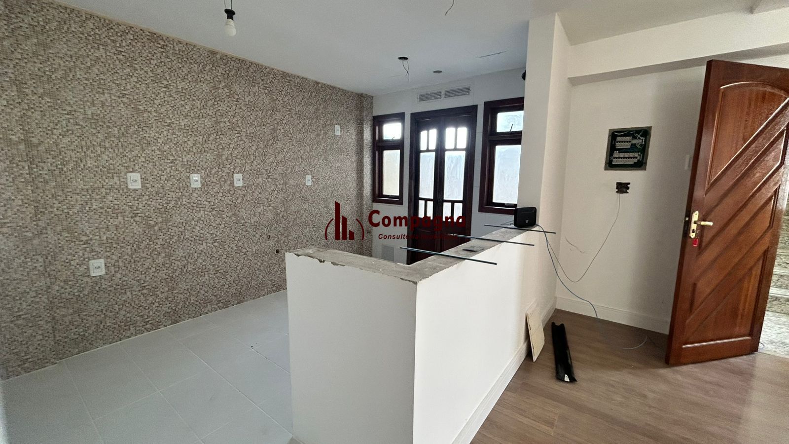 Apartamento 2 dormitórios no bairro Medianeira em Porto Alegre para Alugar — foto 4