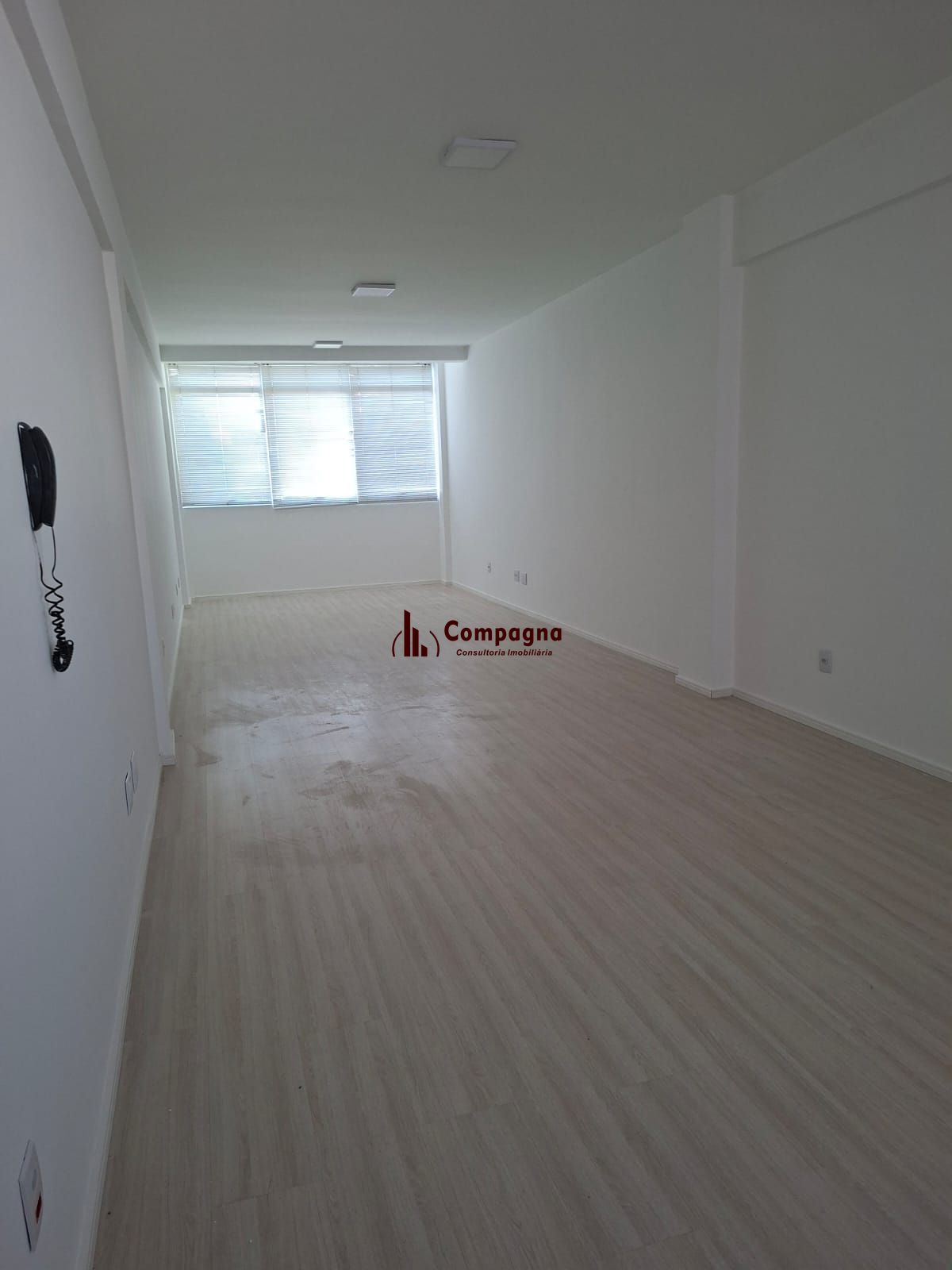 Sala comercial de 47m² no Moinhos de Vento — foto 4