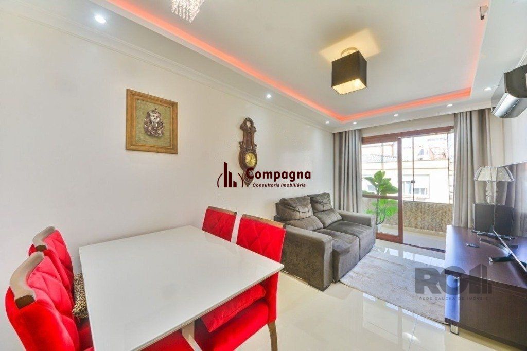 Apartamento 40m² - 1 dormitório, 1 vaga no bairro Menino Deus