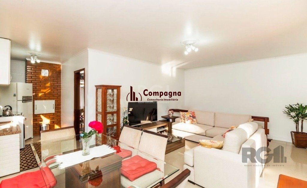 Casa de 266m² - 5 dormitórios, 5 vagas no bairro São João — foto 3