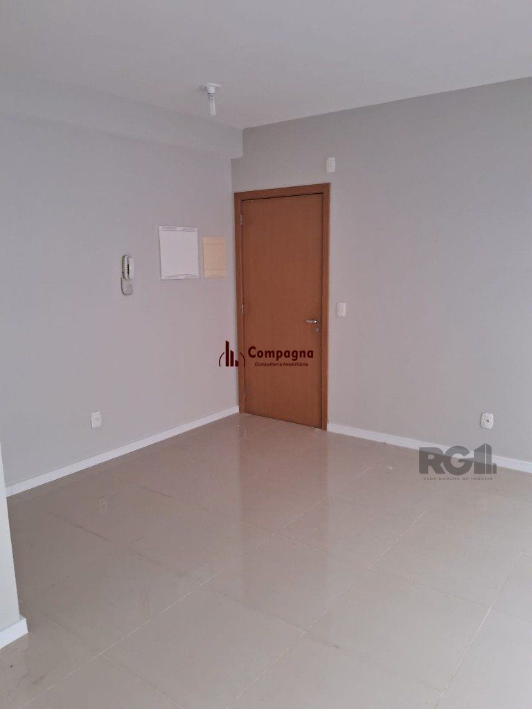 Sala Comercial à venda, 22m², Petrópolis - Porto Alegre — foto 2