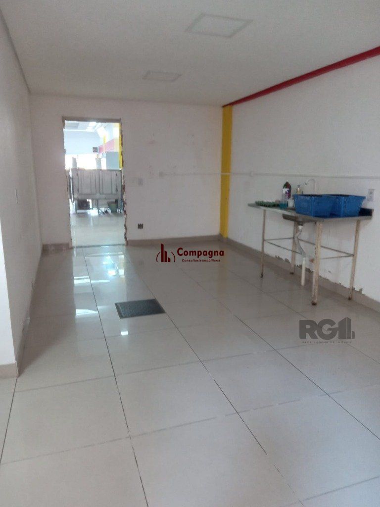 Casa Comercial à venda, 804m², Medianeira - Porto Alegre — foto 5