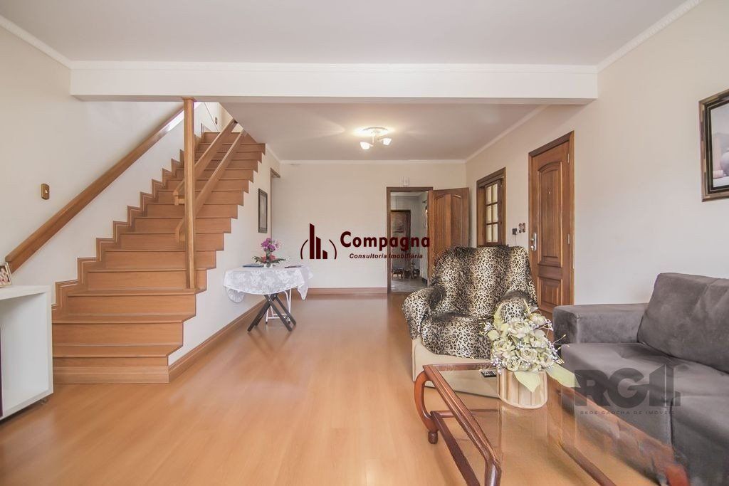 Casa de 2 dormitórios, no bairro Partenon — foto 3