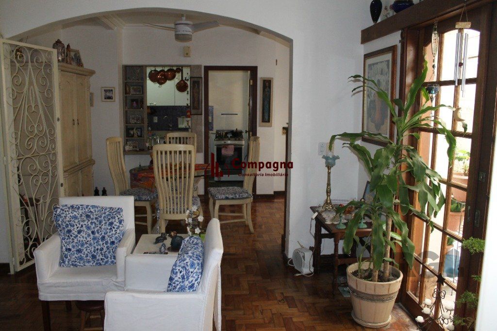Apartamento de 3 dormitórios Térreo no bairro Moinhos de Vento — foto 2