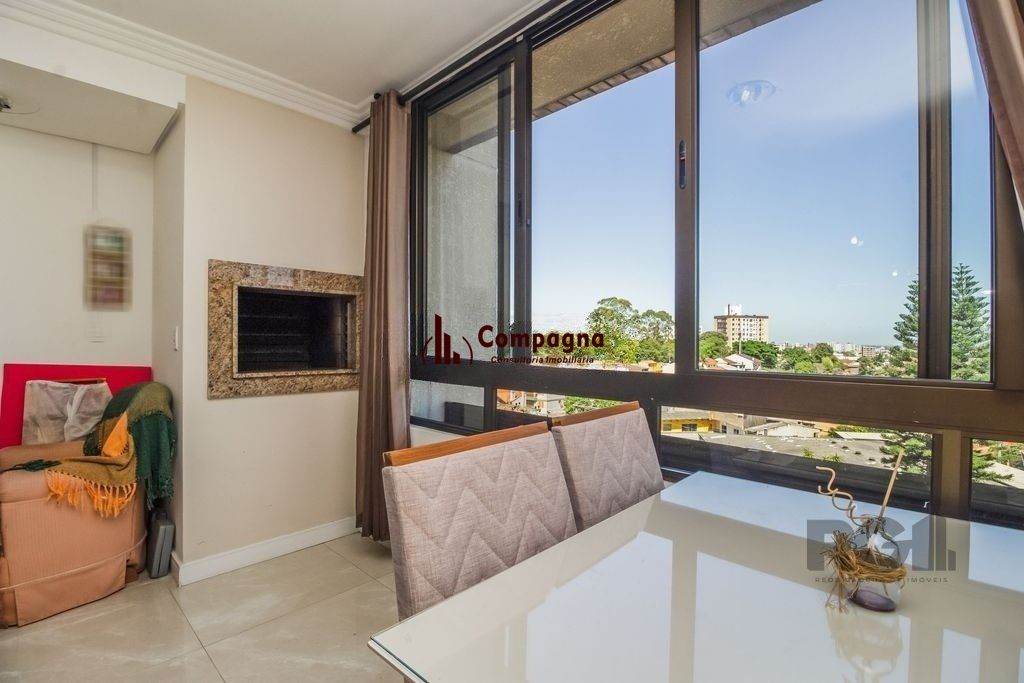 Excelente apartamento de 107 m² com 3 dormitórios e 2 vagas cobertas.