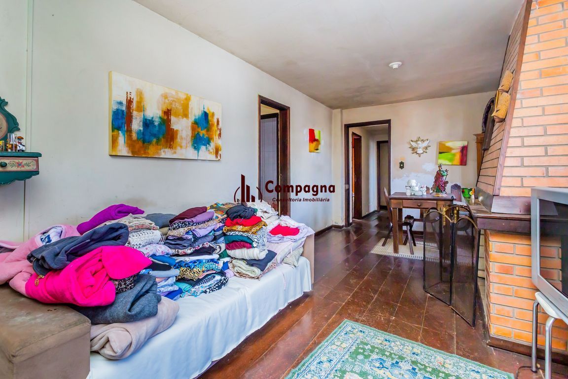 Casa de 3 dormitórios  no Bairro Vila Jardim - Porto Alegre — foto 3