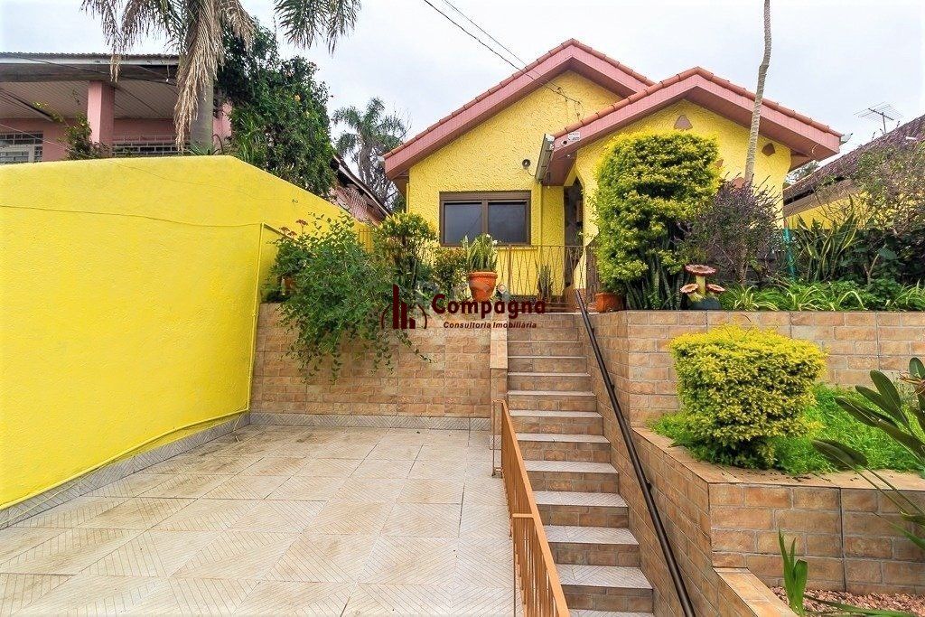 Casa para Venda - 148m², 2 dormitórios, 1 vaga - Partenon — foto 2
