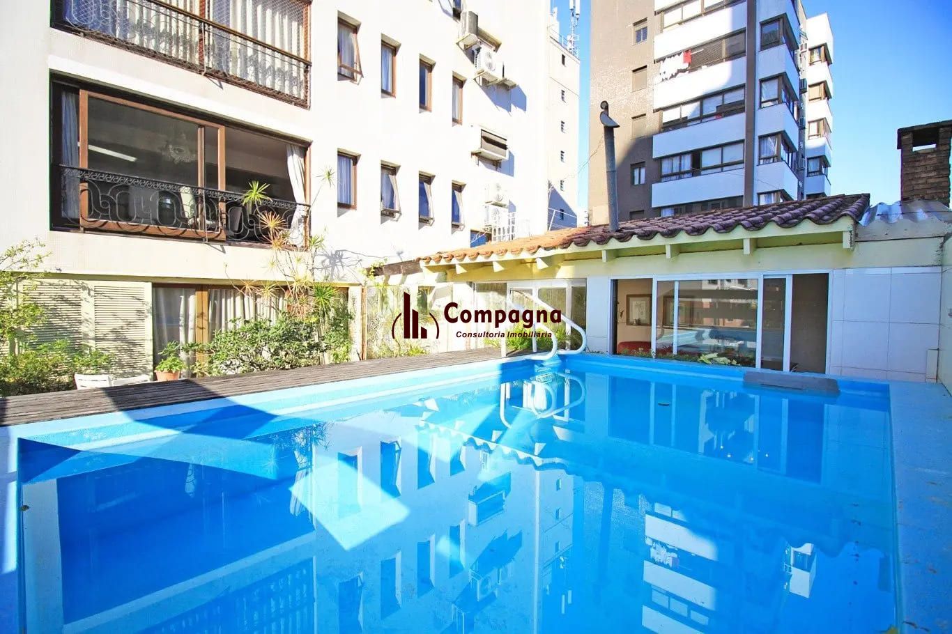 Apartamento Garden de 3 dormitórios à venda no Bairro Petrópolis. — foto 4