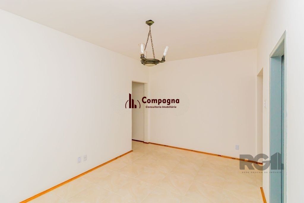 Excelente apartamento de 92m² com 2 dormitórios no bairro Bom Fim. — foto 2