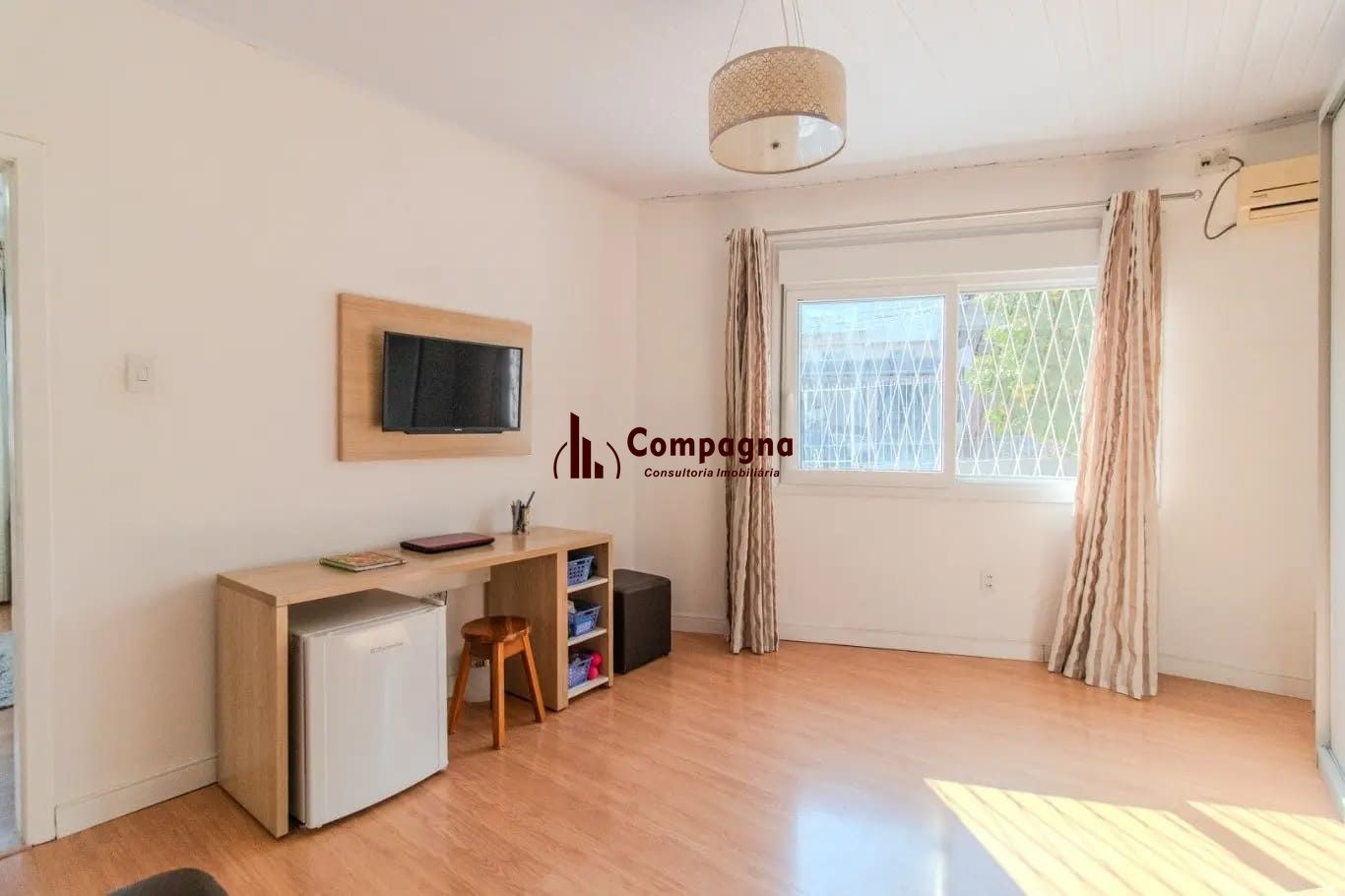 Casa de 3 dormitórios com 90m² à venda no Bairro Medianeira — foto 4