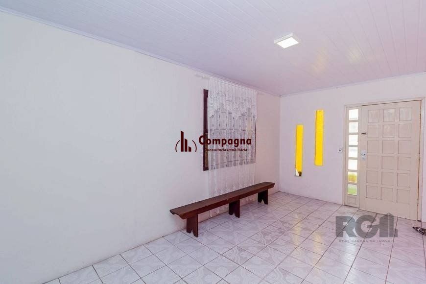 Excelente casa de 70m² com 3 dormitórios no bairro Sarandi. — foto 3