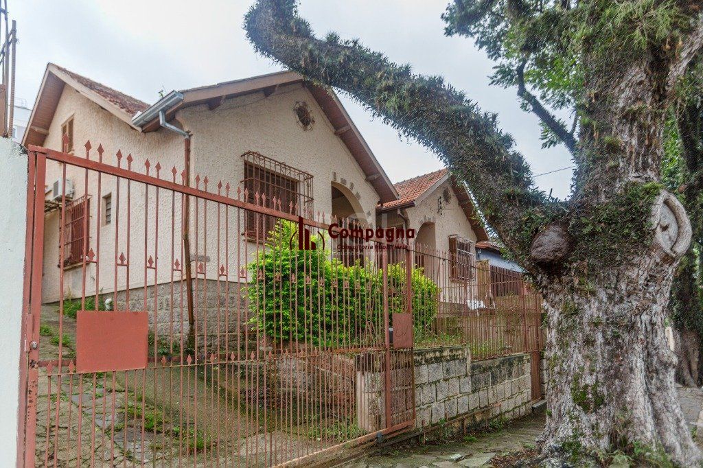Terreno à venda, 570m², Medianeira - Porto Alegre