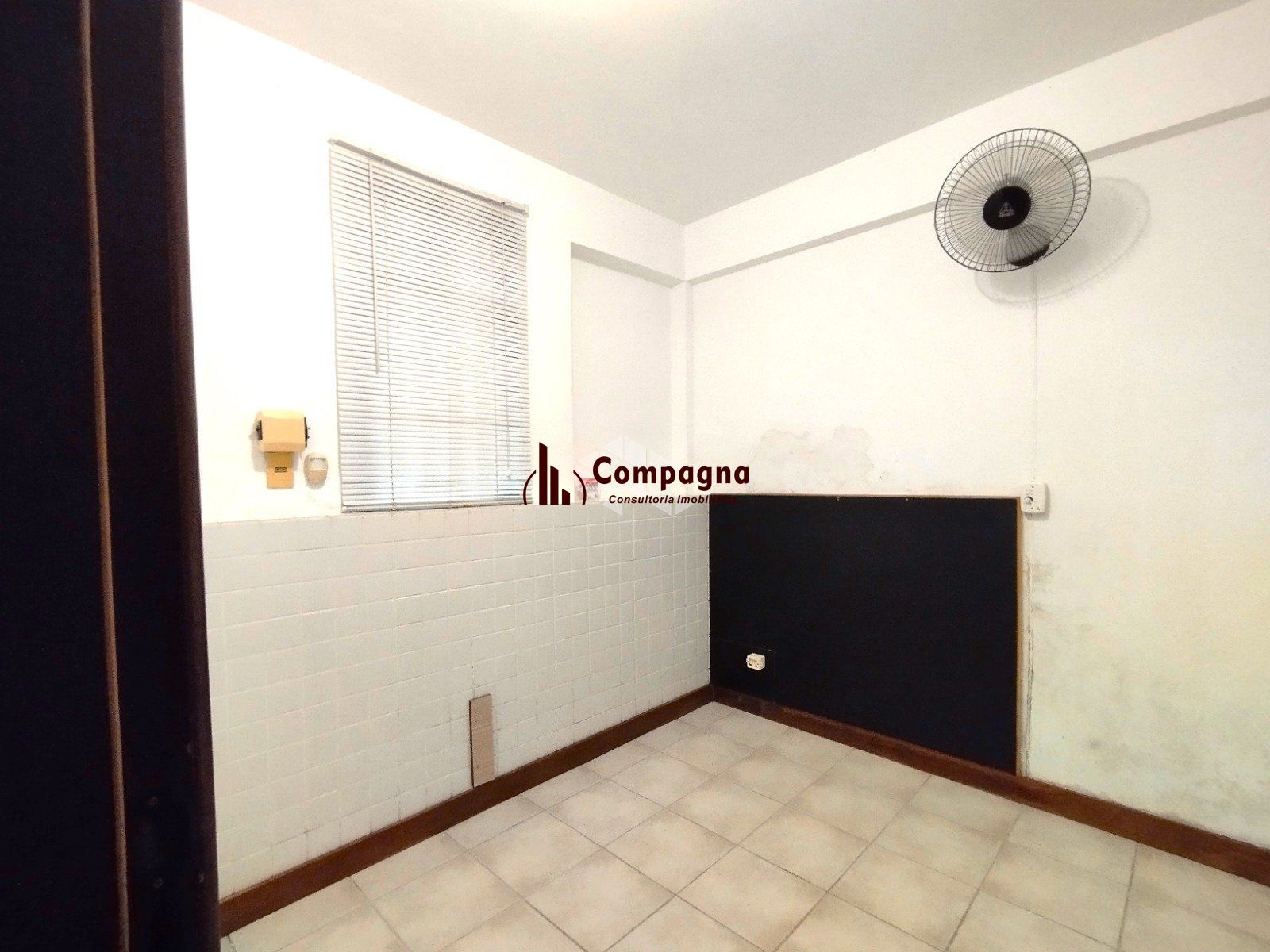 Vende conjunto comercial com 07 salas — foto 4
