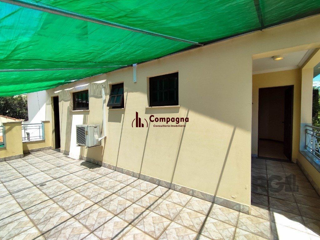 Excelente casa de 230m² com 4 dormitórios e 3 vagas. — foto 2
