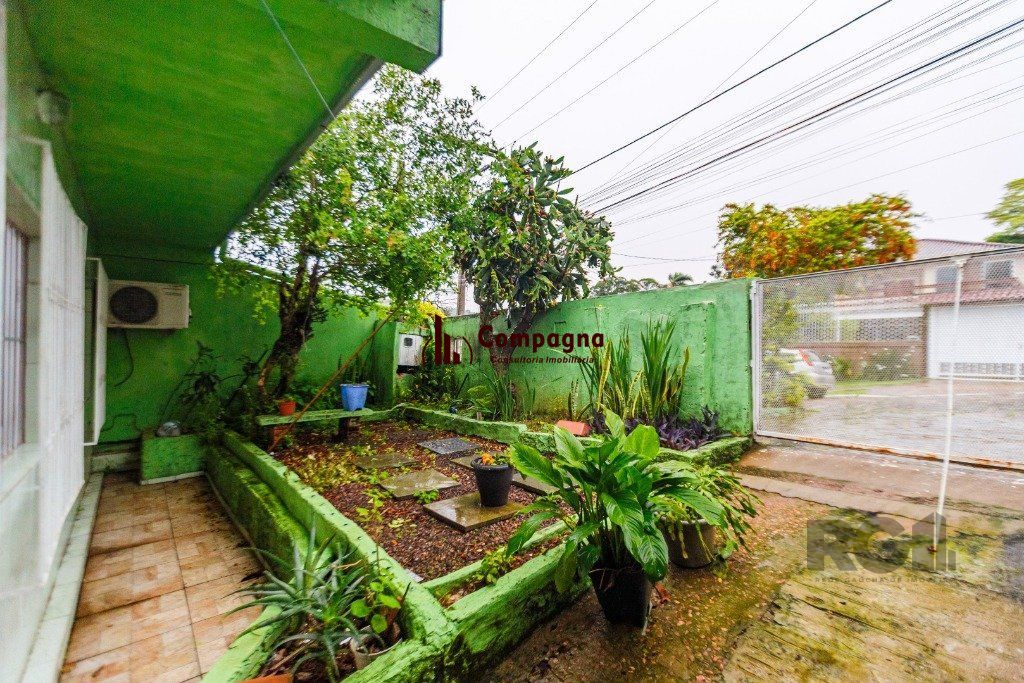 Casa de 4 Dormitório(s) Bairro Nonoai - Porto Alegre — foto 3