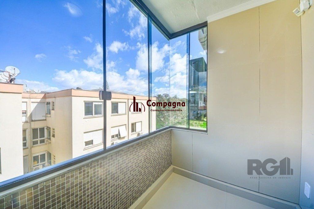 Apartamento 40m² - 1 dormitório, 1 vaga no bairro Menino Deus — foto 4