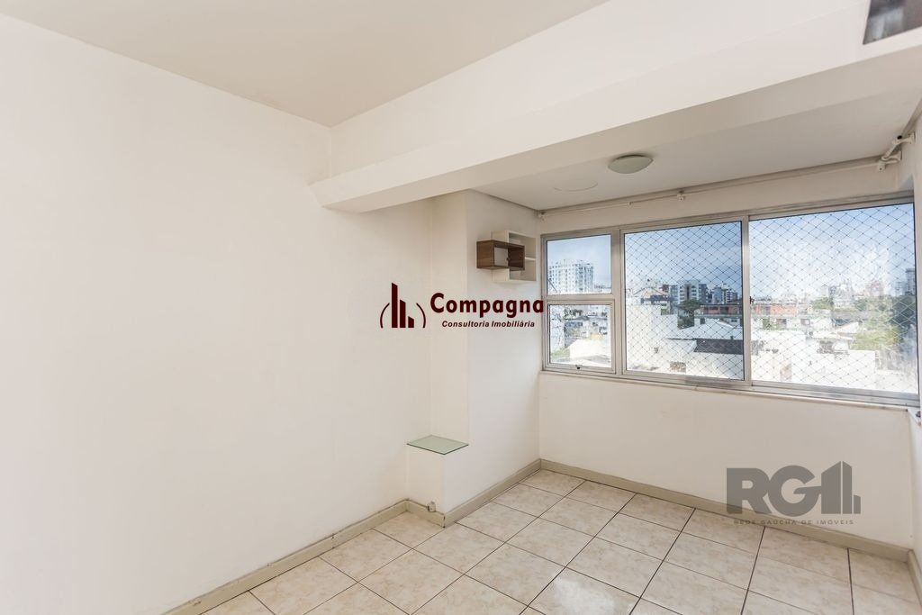 Excelente cobertura de 150m² 3 dormitórios com 3 banheiros.