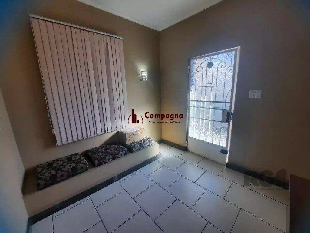 Casa de 3 dormitórios, no bairro Glória — foto 3