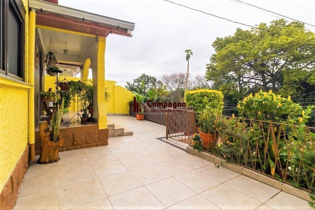Casa para Venda - 148m², 2 dormitórios, 1 vaga - Partenon — foto 4