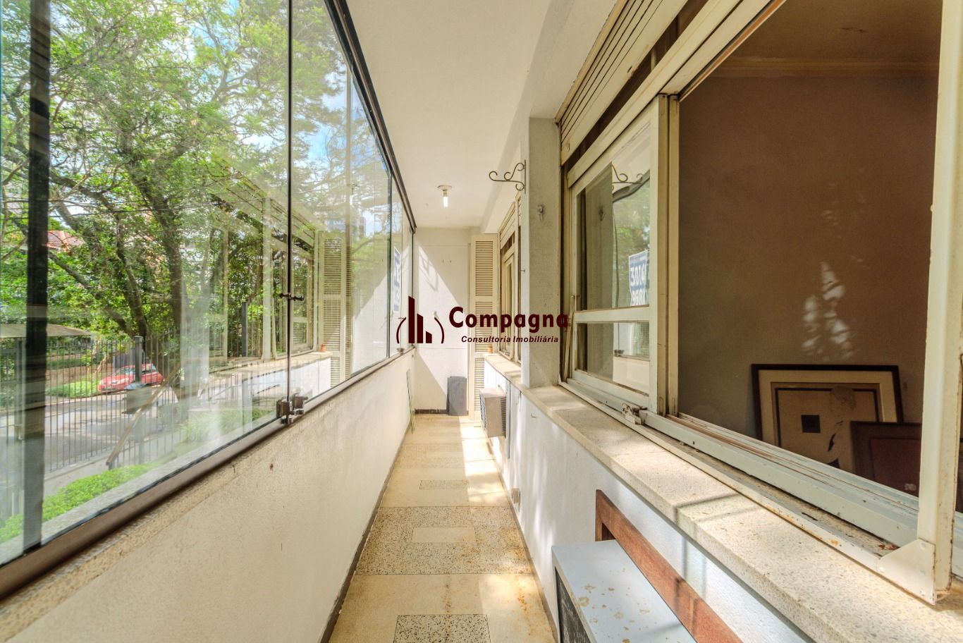 Apartamento com 3 quartos e 124m² à venda em Petrópolis, Porto Alegre. Rua Coronel Corte Real, Petrópolis, Porto Alegre — foto 2