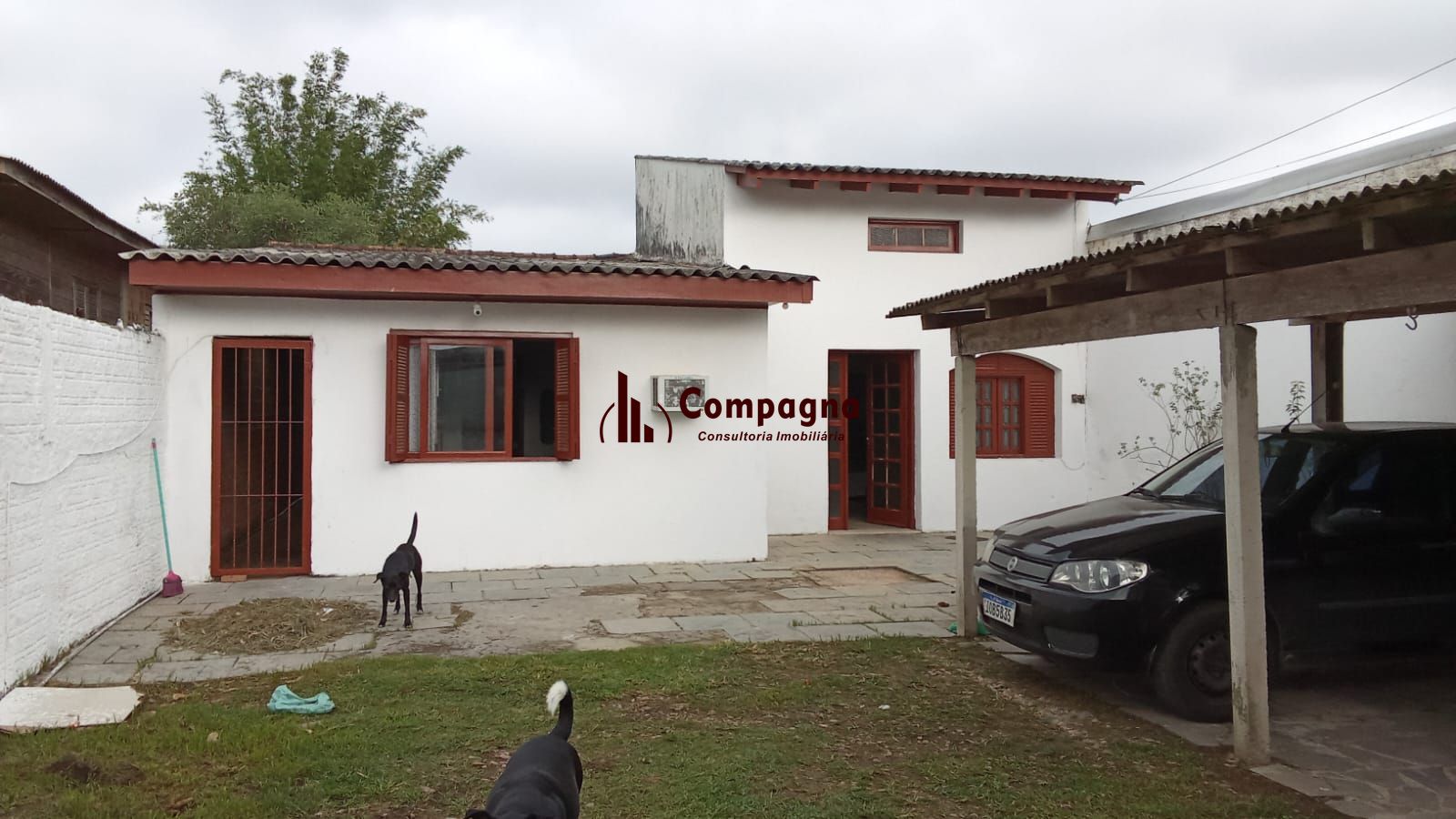 Casa de 3 dormitórios  a Venda no Bairro Ponta Grossa - Porto Alegre