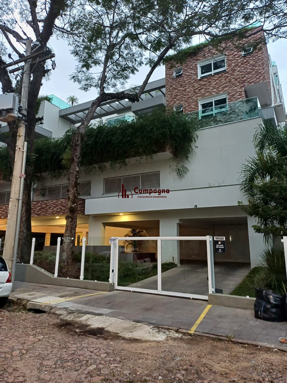 Amplo apartamento de 3 dormitórios com infra completa — foto 2