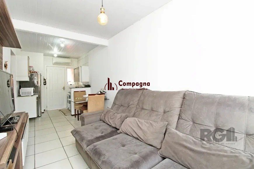 Excelente casa de 45m² com 1 dormitório e 1 vaga no bairro Hípica. — foto 3