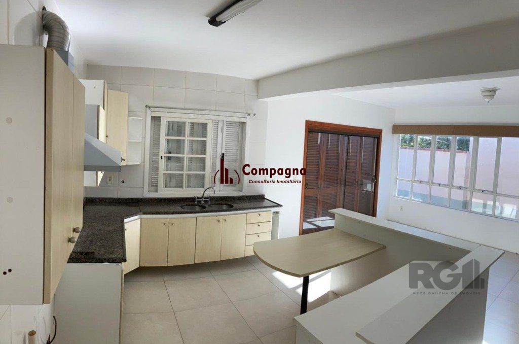 Casa de 2 dormitórios no bairro Jardim Itu — foto 4