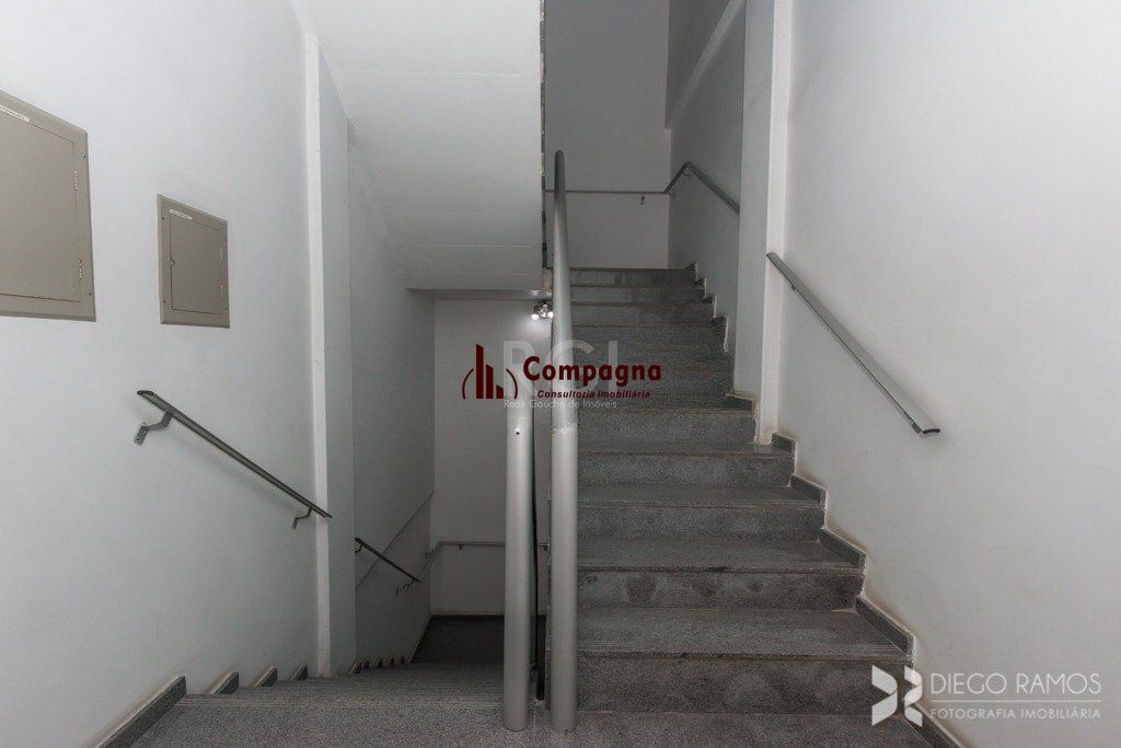 Prédio à venda 2236m² Avenida OTTO NIEMEYER, Tristeza, Porto Alegre. — foto 4