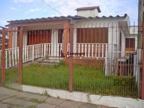 Casa para Venda - 218m², 5 dormitórios, sendo 1 suites, 2 vagas - Vila Nova