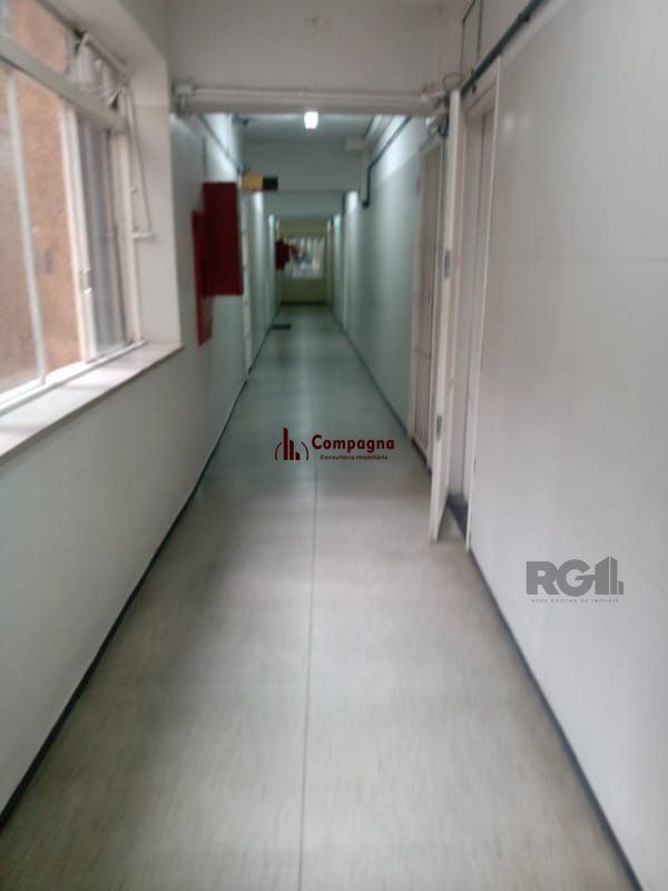 Sala Comercial à venda, 22m², Centro Histórico - Porto Alegre