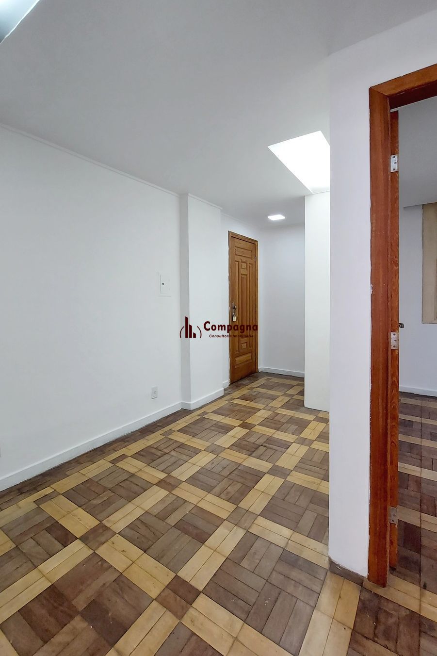 Sala a venda com 95m² — foto 2
