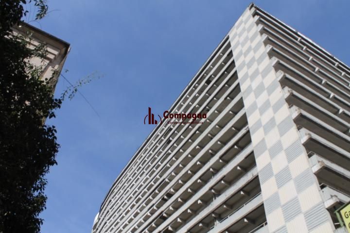 Box para Venda - 0m², 0 dormitórios, 1 vaga - Centro Histórico — foto 2
