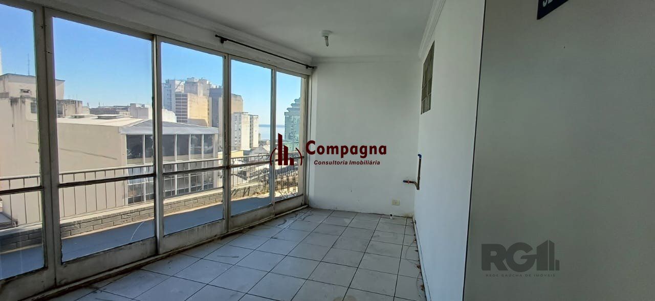 Sala Comercial à venda, 160m², Centro Histórico - Porto Alegre — foto 2