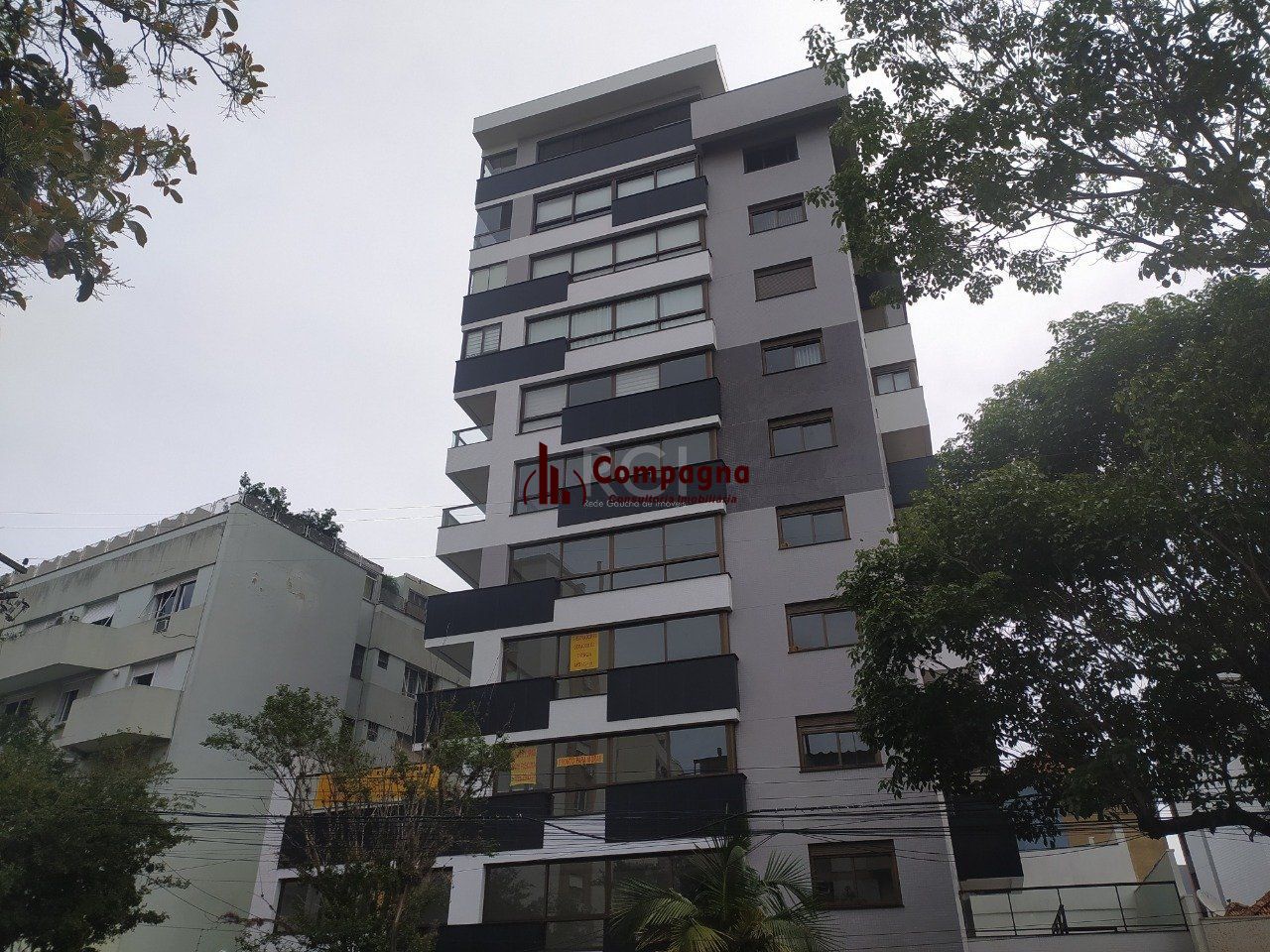Apartamento para Venda - 123.71m², 3 dormitórios, sendo 1 suites, 1 vaga - Petrópolis