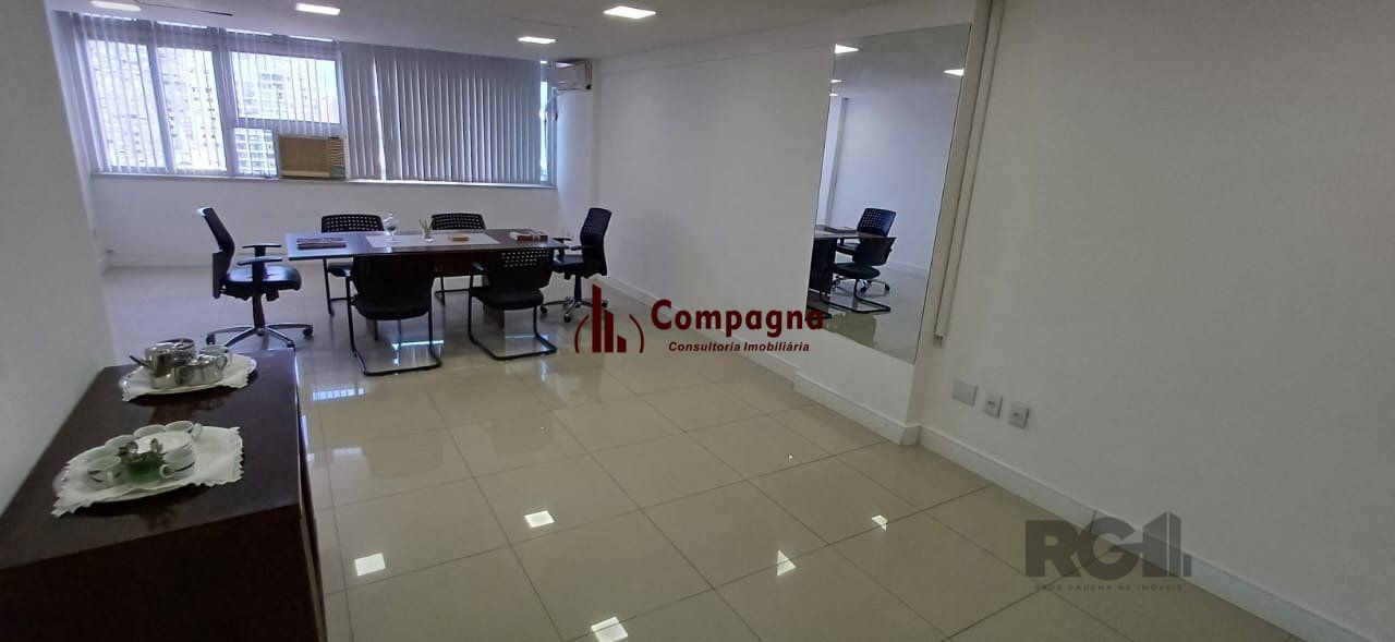 Sala Comercial à venda, 45m², Centro Histórico - Porto Alegre