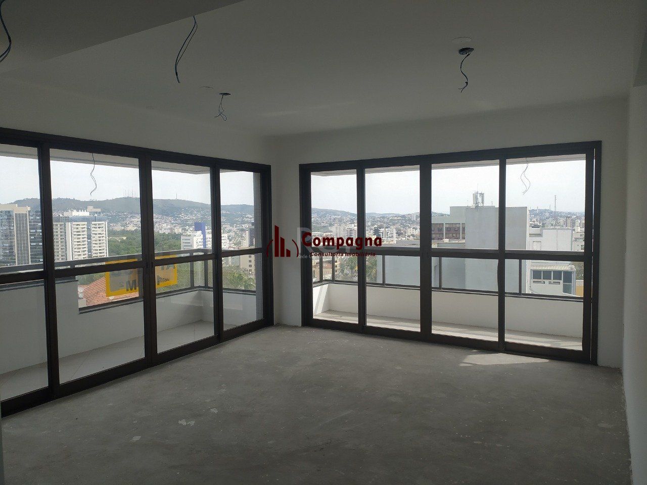 Apartamento para Venda - 119.65m², 3 dormitórios, sendo 1 suites, 2 vagas - Petrópolis