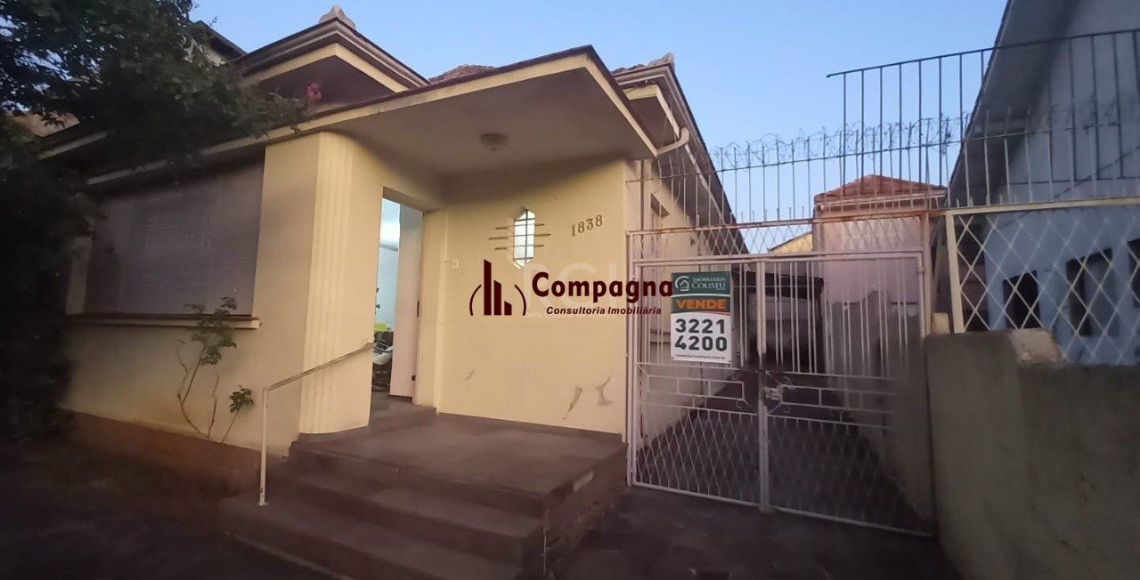 Casa 3 quartos à venda, 300m², São João - Porto Alegre