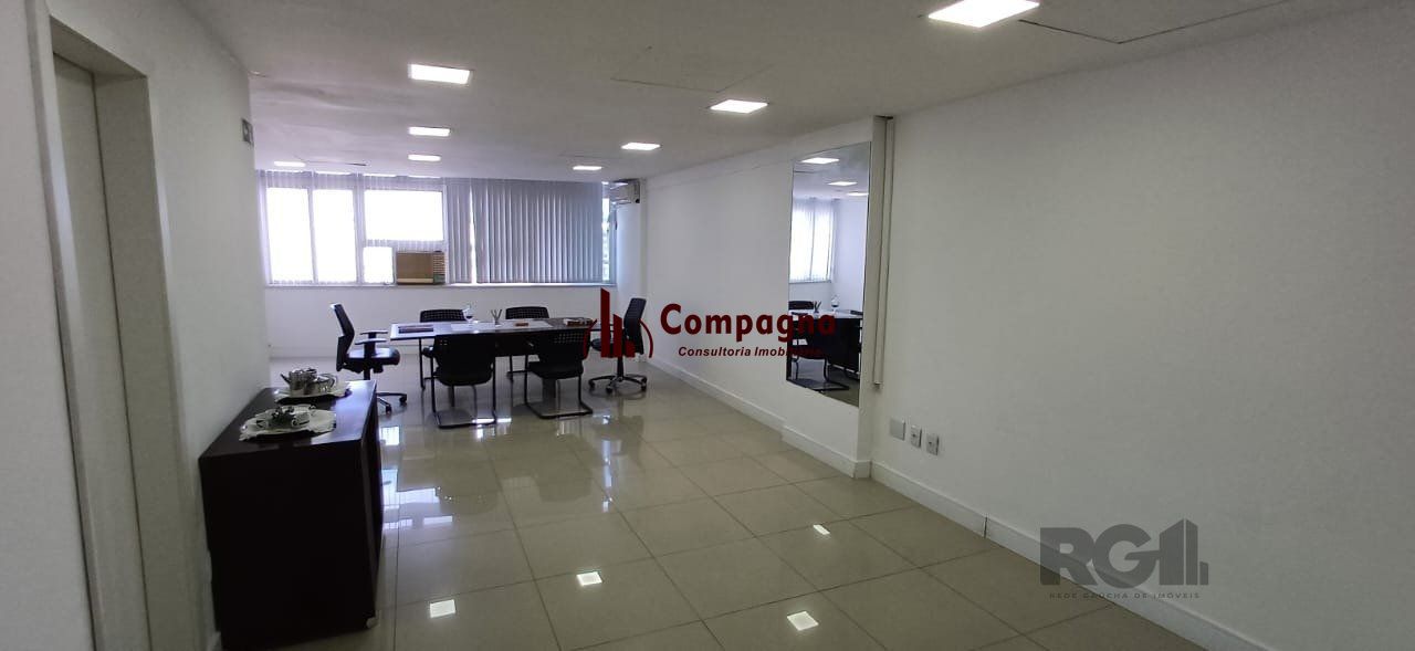 Sala Comercial à venda, 45m², Centro Histórico - Porto Alegre — foto 2