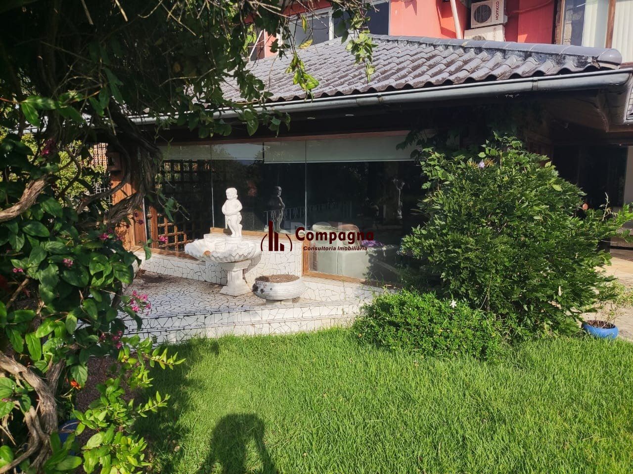 Casa para Venda - 1000m², 4 dormitórios, sendo 2 suites, Espirito Santo — foto 2