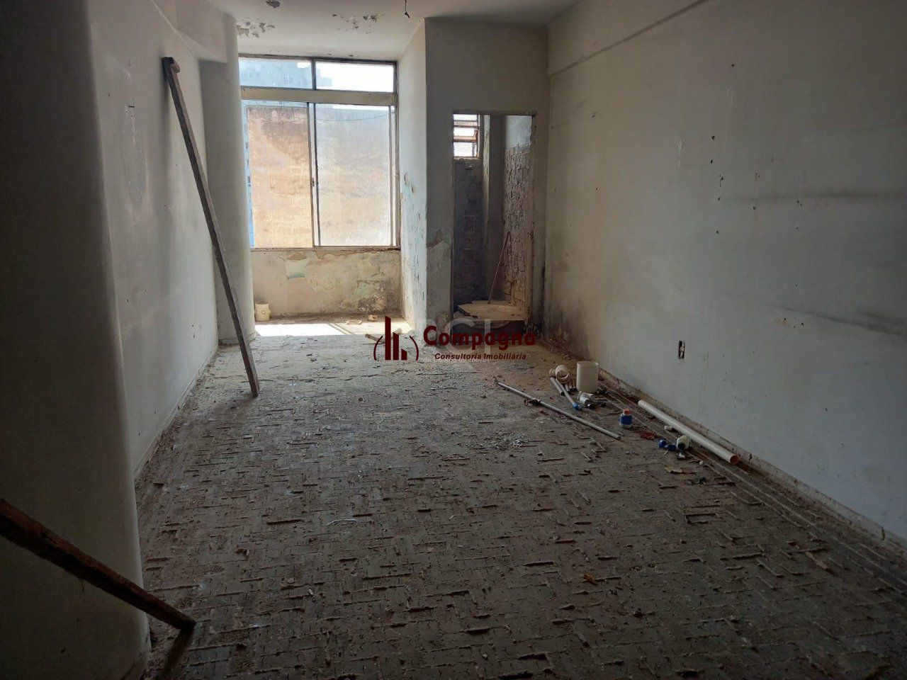 Sala Comercial à venda, 29m², Centro Histórico - Porto Alegre — foto 2
