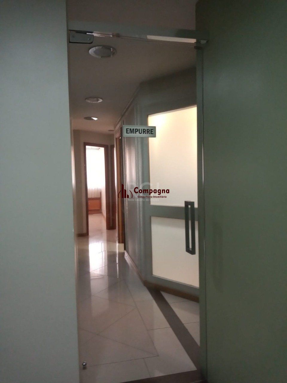 Sala Comercial à venda, 95m², Centro Histórico - Porto Alegre — foto 3