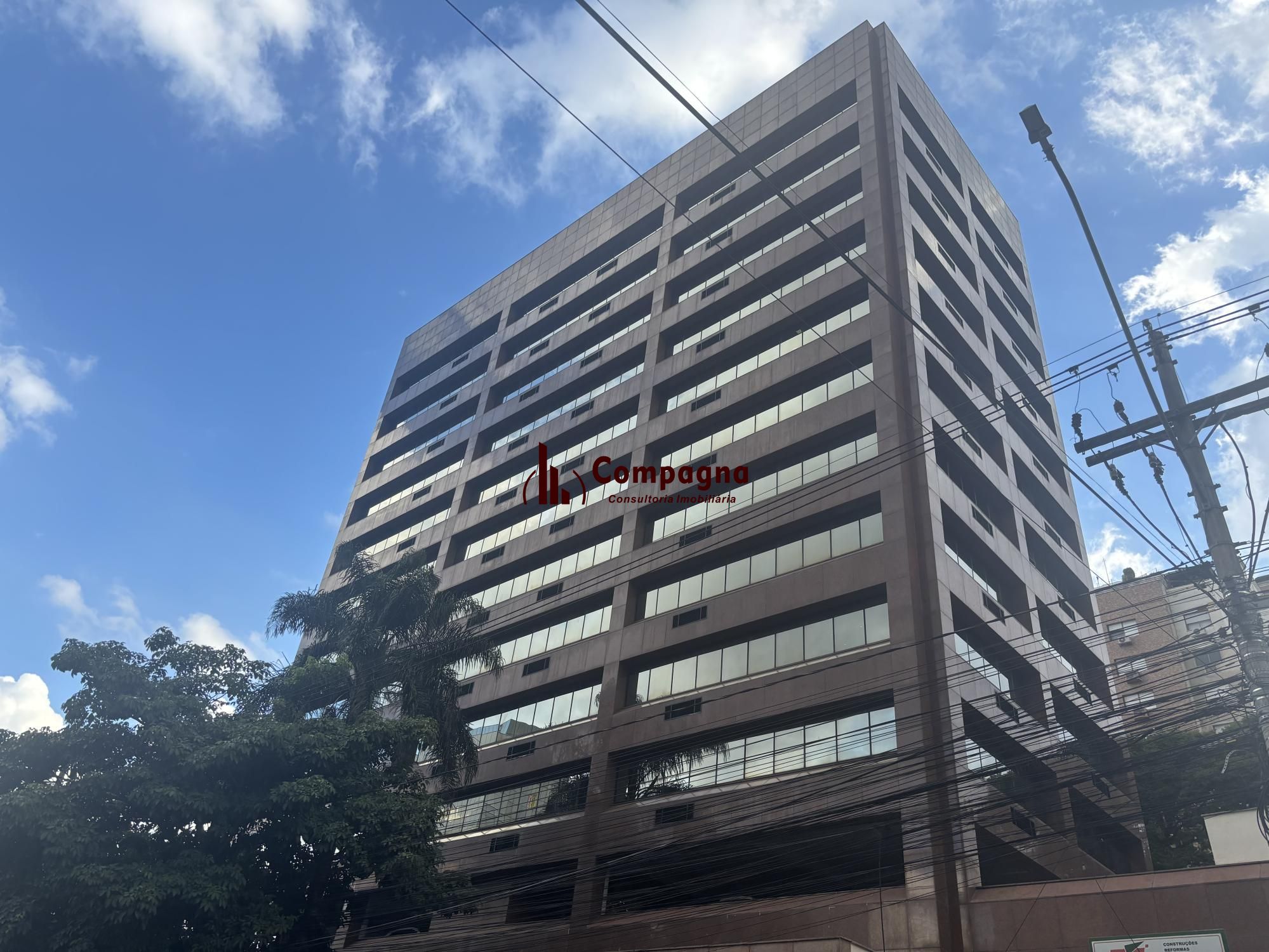 Vende 7 salas com área privativa de 308,67m² no coração da nova Carlos Gomes — foto 2
