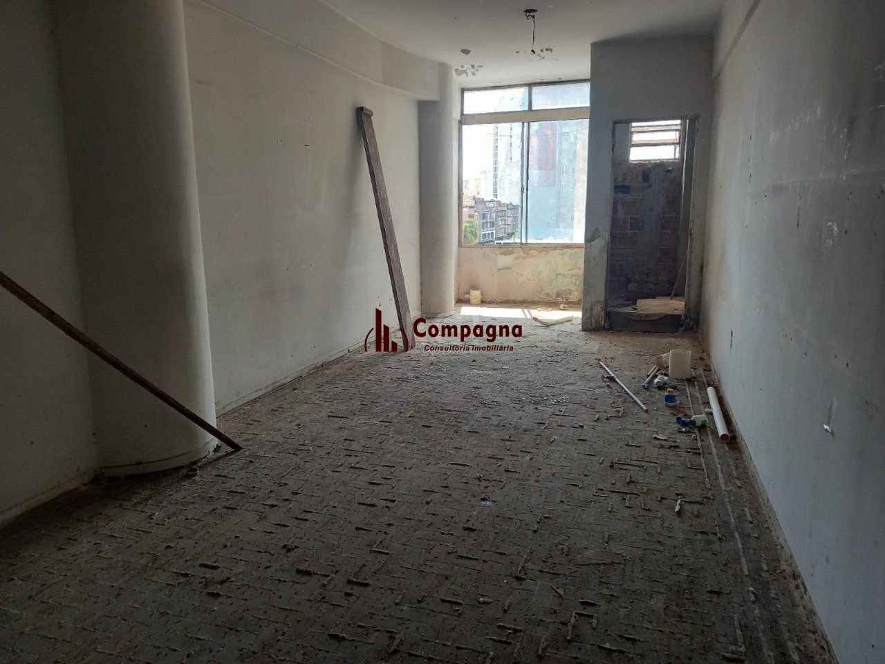 Sala Comercial à venda, 29m², Centro Histórico - Porto Alegre